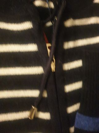 Bellissimo Cardigan sportivo in lana