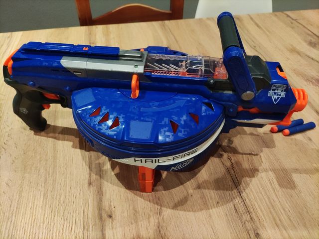 Pistola Nerf Hail Fire N strike Elite
