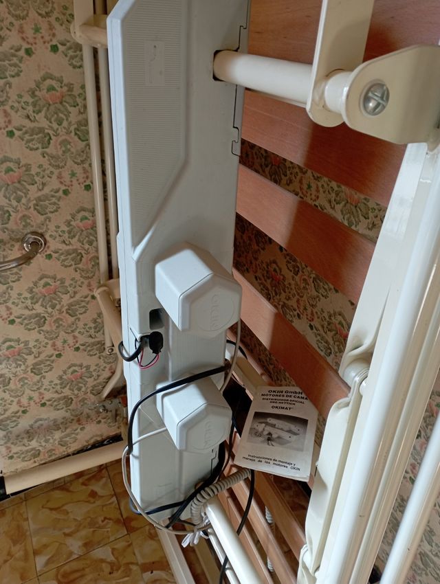 Cama articulada eléctrica