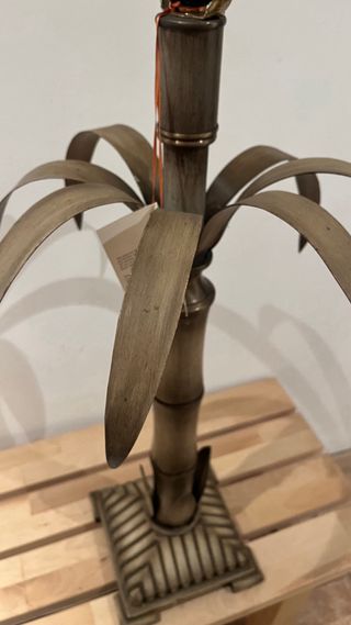 Lámpara forjada de mesa o suelo