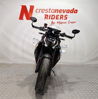 BMW M 1000 R