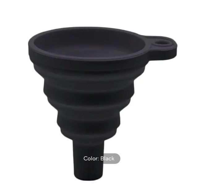 Embudo para mantenimiento coche