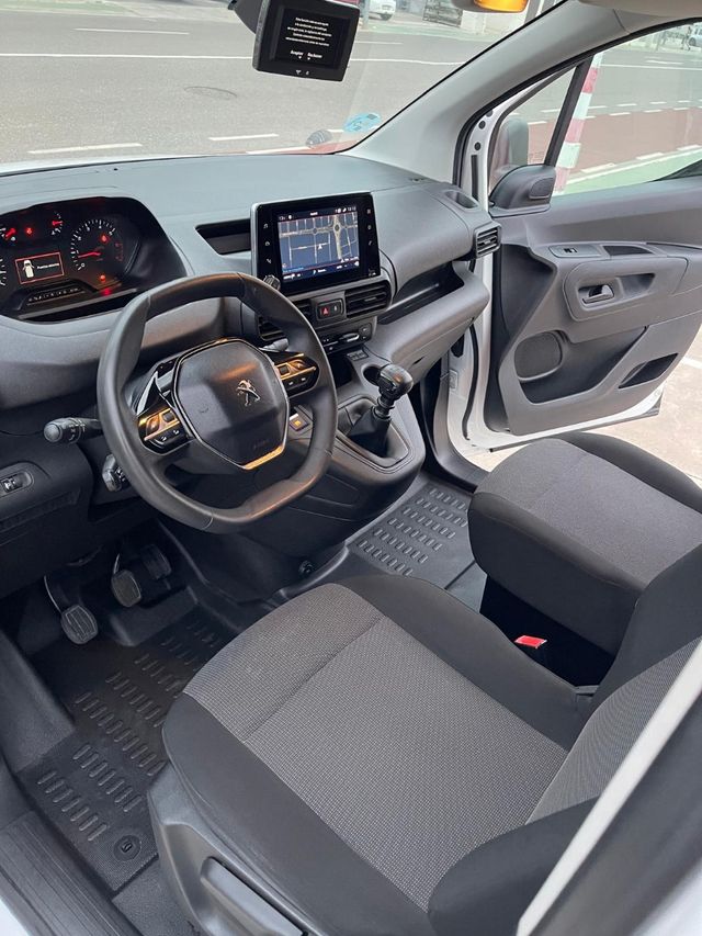 Peugeot Partner 2021