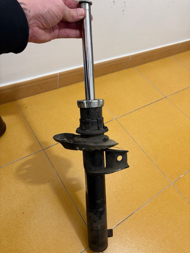 Amortiguador delantero Audi A3 8P Original