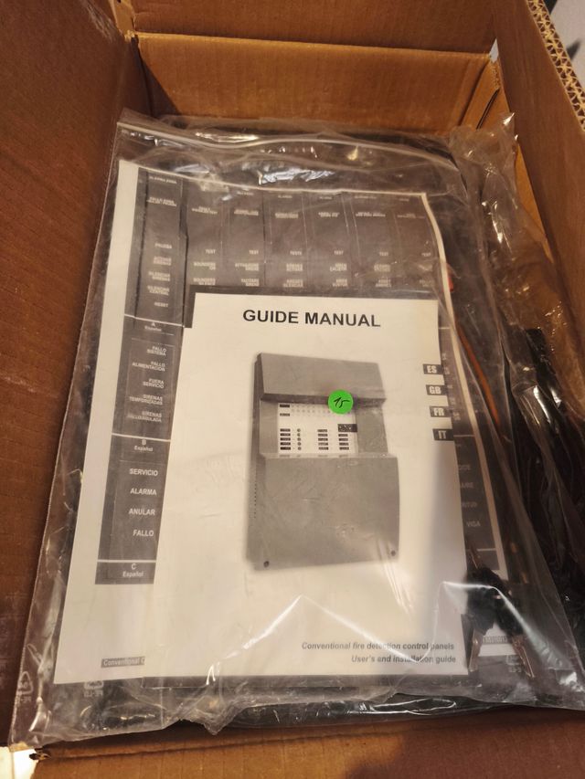 CENTRAL CONTRA INCENDIO 4 ZONAS ANALOGICA