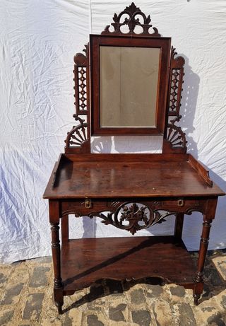 VESTIDOR TOCADOR APARADOR