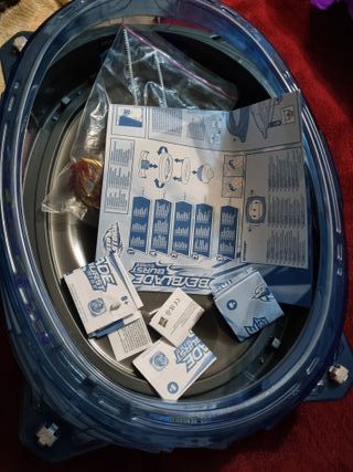 Beyblade Burst Surge Em Caixa