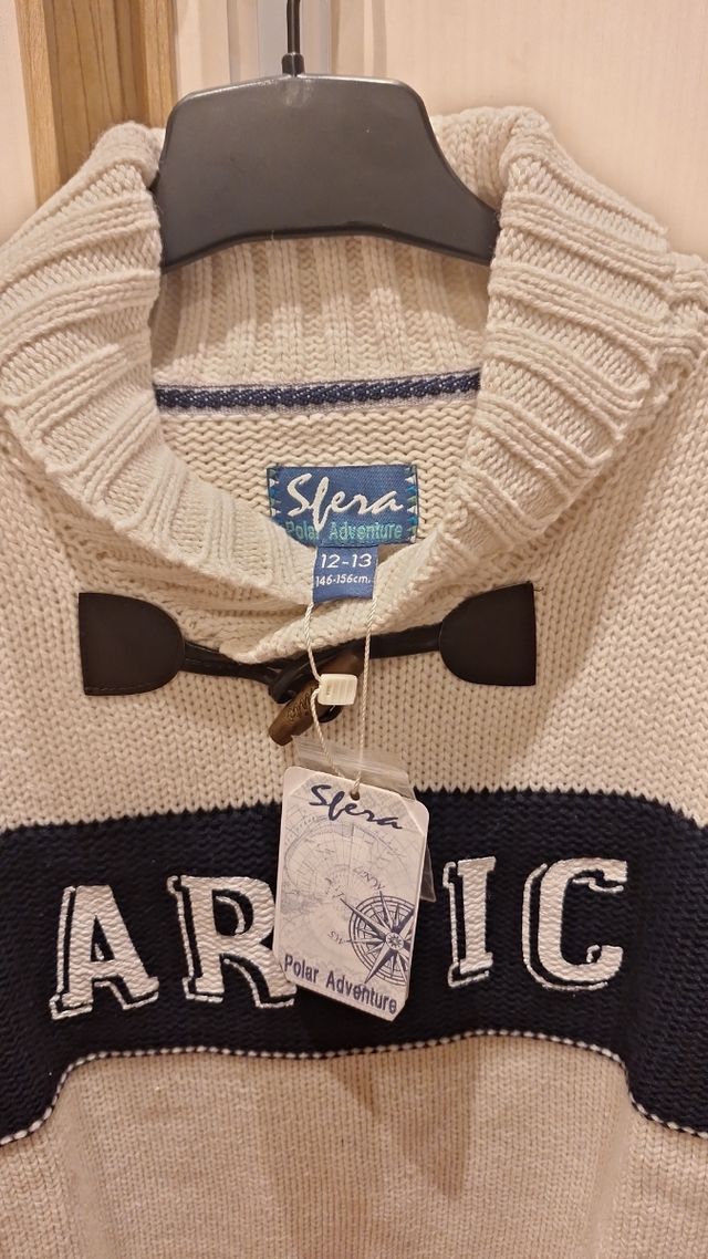 Jersey Sfera talla 12-13 sin estrenar