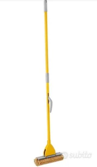 Lavapavimenti pannelli fotovoltaici