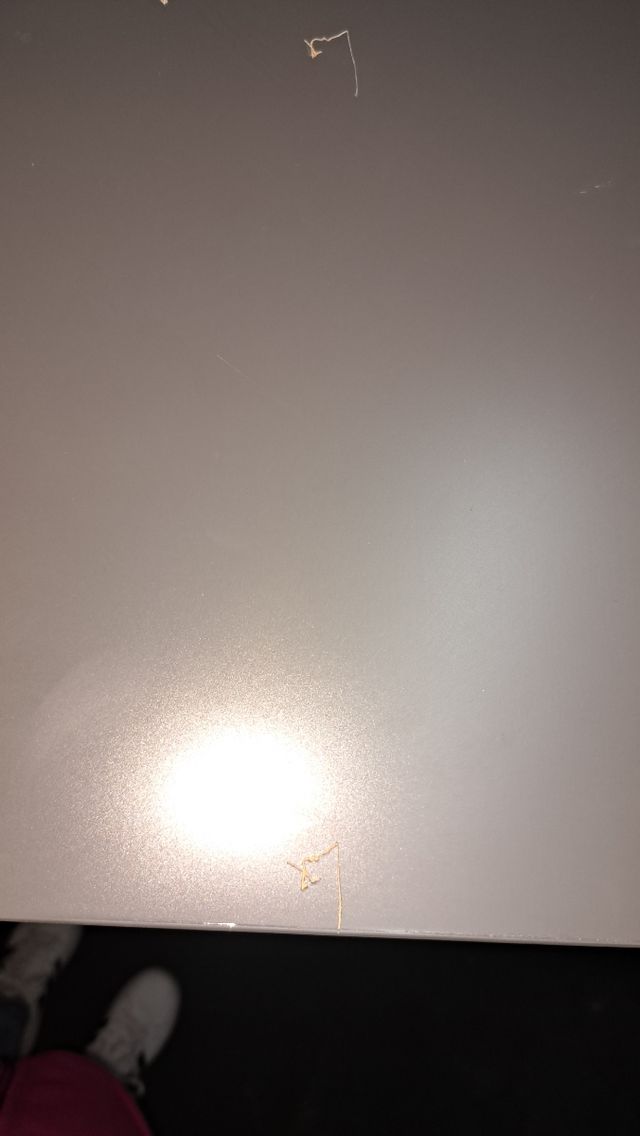 Mesa ikea tingny con ruedas gris