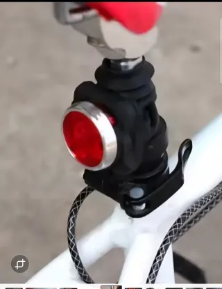 Coppia di luci per la guida di bicicletta led rica