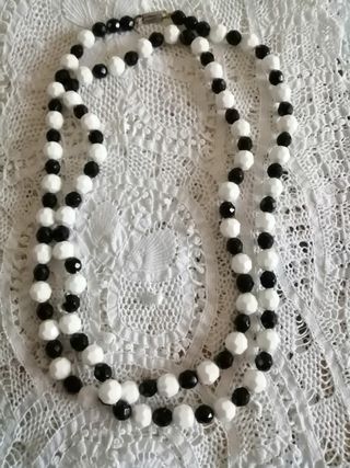 Bisutería collares gargantillas pendientes