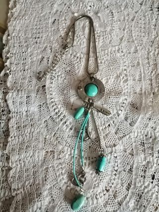 Bisutería collares gargantillas pendientes