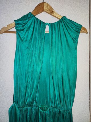 Vestido estilo griego de color verde.