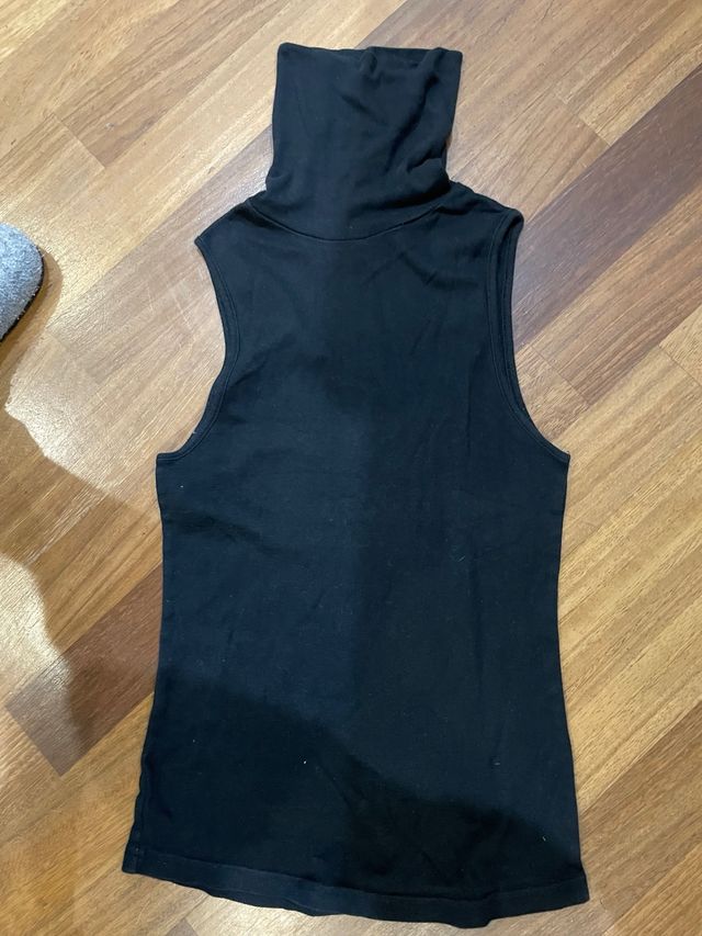 Dolcevita senza manica