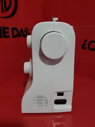 Maquina de Coser Singer Tradition 2282, Nueva.