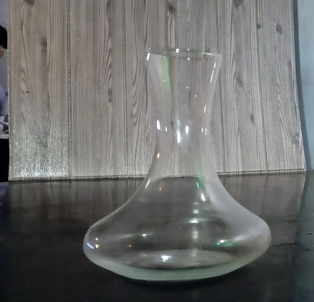 Pareja de Decantadores de Vino