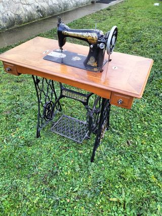 Maquina antigua de coser