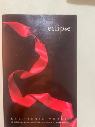 Eclipse tercer libro de la saga crepúsculo 3