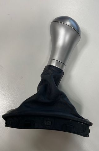 Pomo Clase C A2032672711 Mercedes cuero