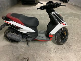 Aprilia SR50 MT motard 50