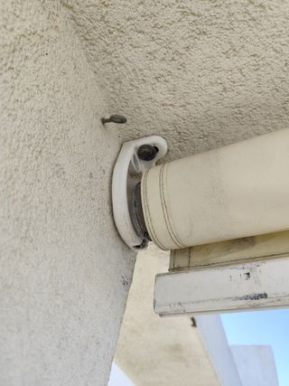 Toldo vertical con ventana