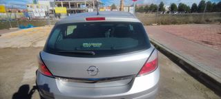 Opel Astra 72.402 km