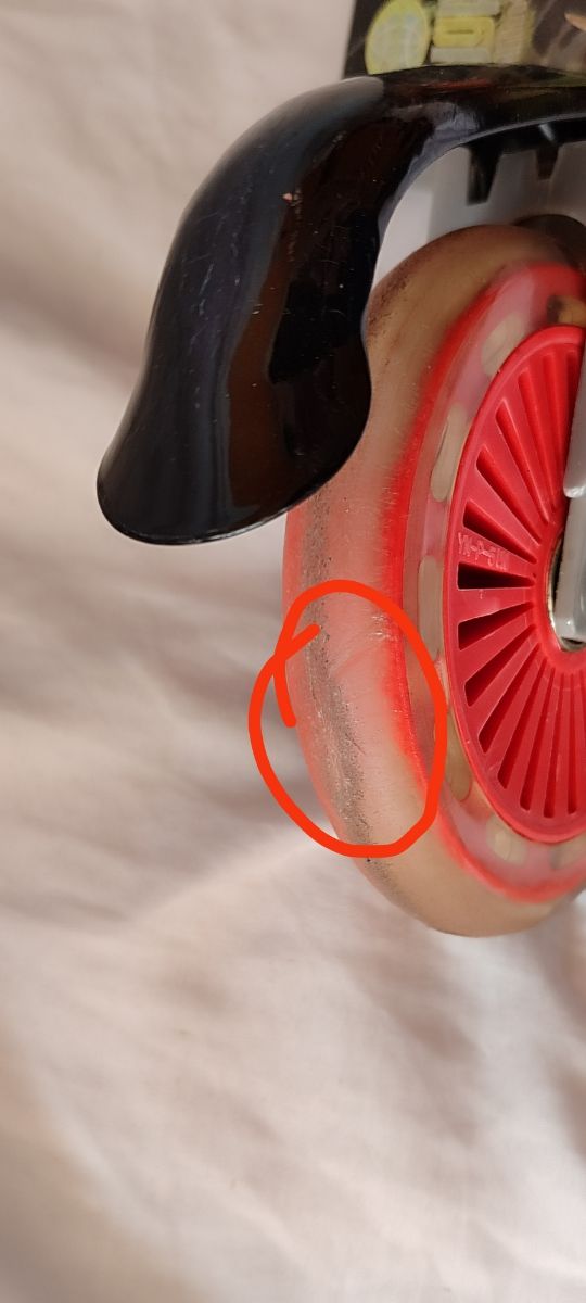 Patinete plegable Cars