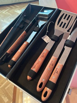 Maletin utensilios barbacoa