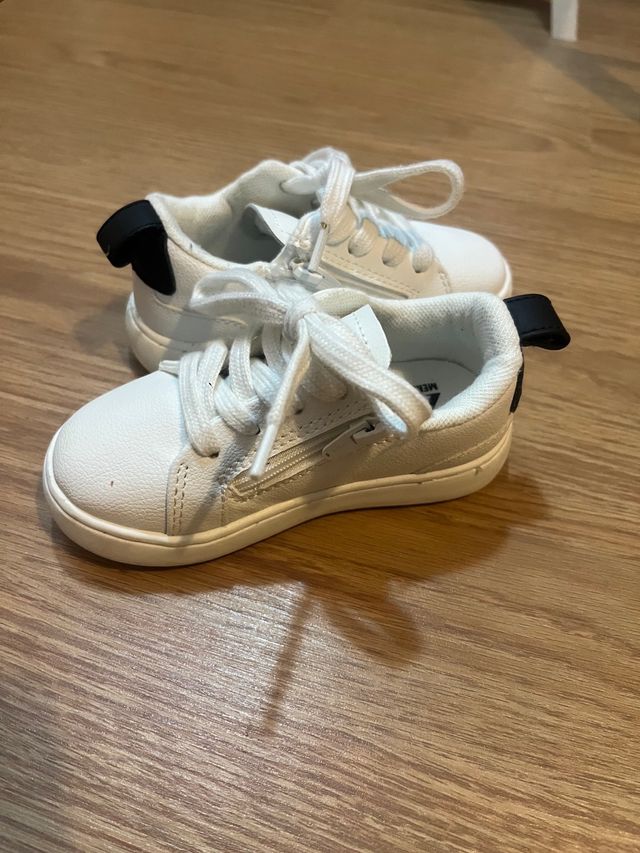 Zapatillas zara nuevas 22