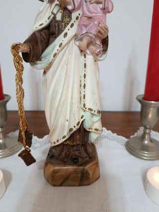 Antigua figura Virgen del Carmen de Olot