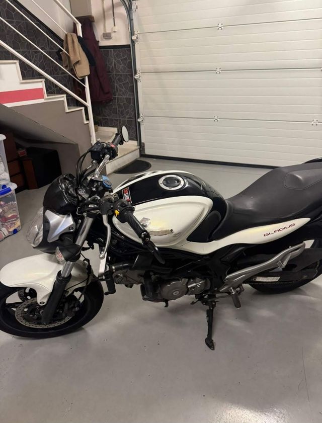 DESPIECE Suzuki Gladius 650 2011