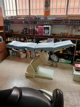 Sillón elevador articulado podologo