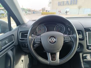 Volkswagen Touareg 2014