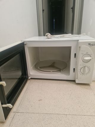 Microondas Whirlpool AMV541wpwhp