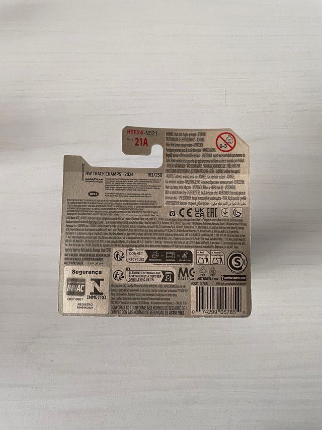 Hot wheel bobe shark th