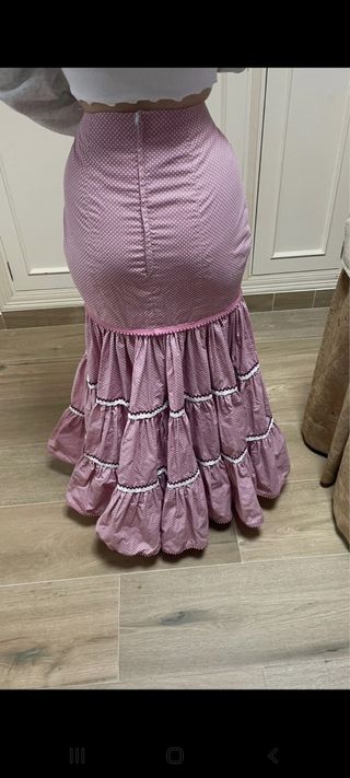 Falda rociera canastera