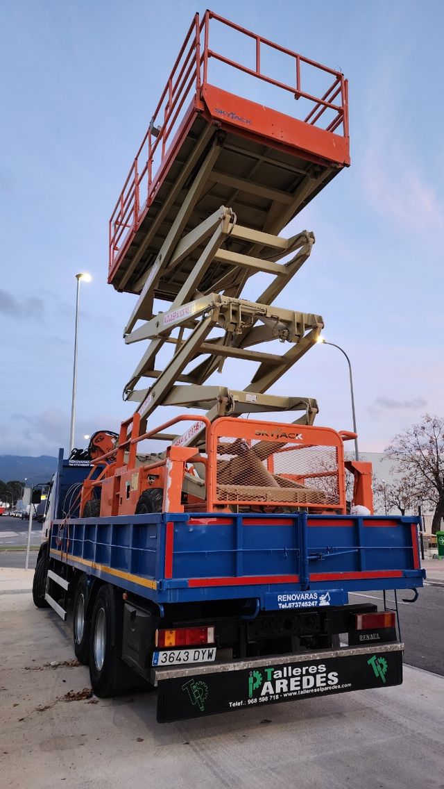 Alquiler Plataforma elevadora tijera 18mtrs 4x4