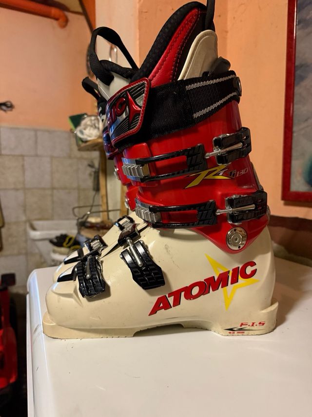 Scarponi da sci Atomic RT Ti130