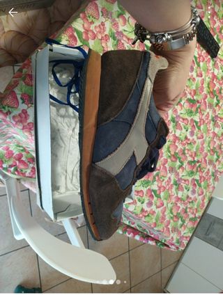 Scarpe DIADORA  uomo