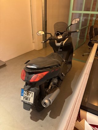 Yamaha xmax 250 lee descripcion
