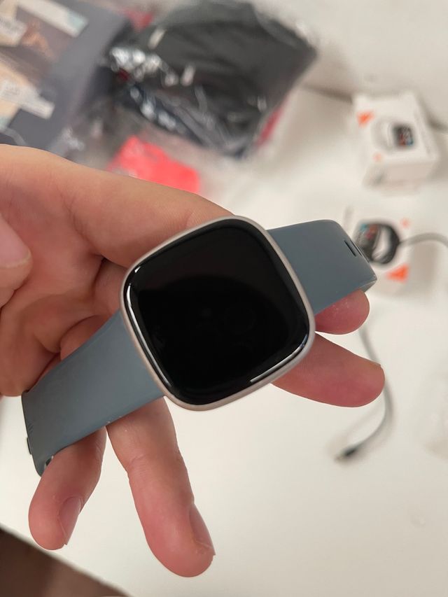 Google Fitbit Versa 4