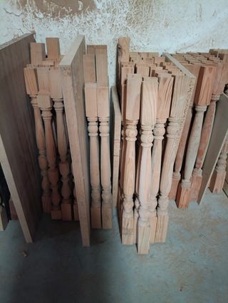 Palos torneados de madera 