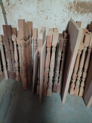 Palos torneados de madera 