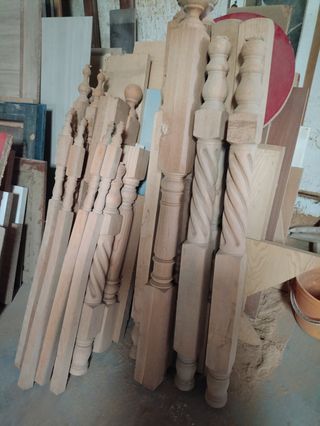 Palos torneados de madera 