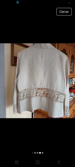 Chaqueta con encaje