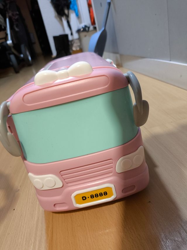 Caravana maletín tipo sylvanian