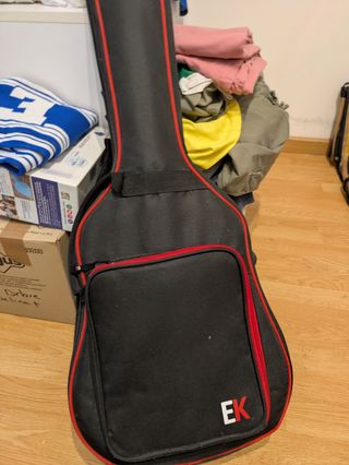 Guitarra española zurdo