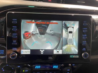 Toyota Hilux MODEL YEAR 2026