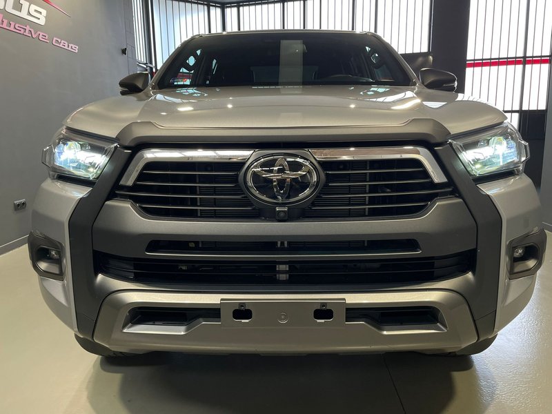Toyota Hilux 2025, foto 5